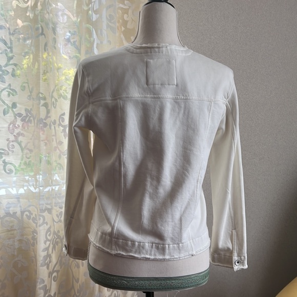 Jacket - Picture 6 of 6